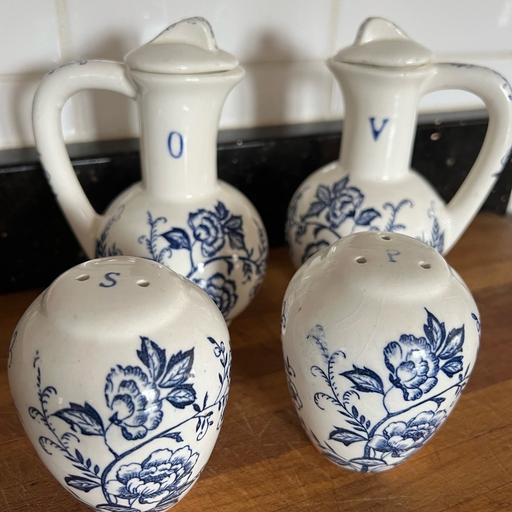 VTG Blue Peony Nippon S&P and Oil & Vinegar
